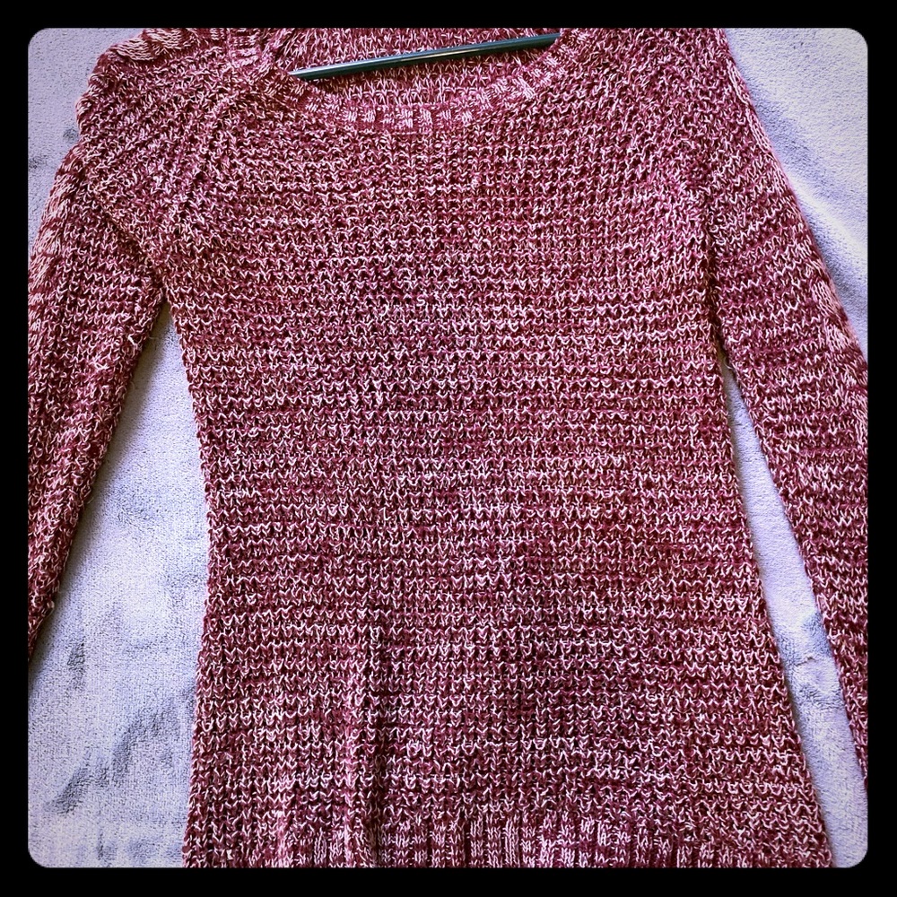 Red and white sweater!! Super cute!